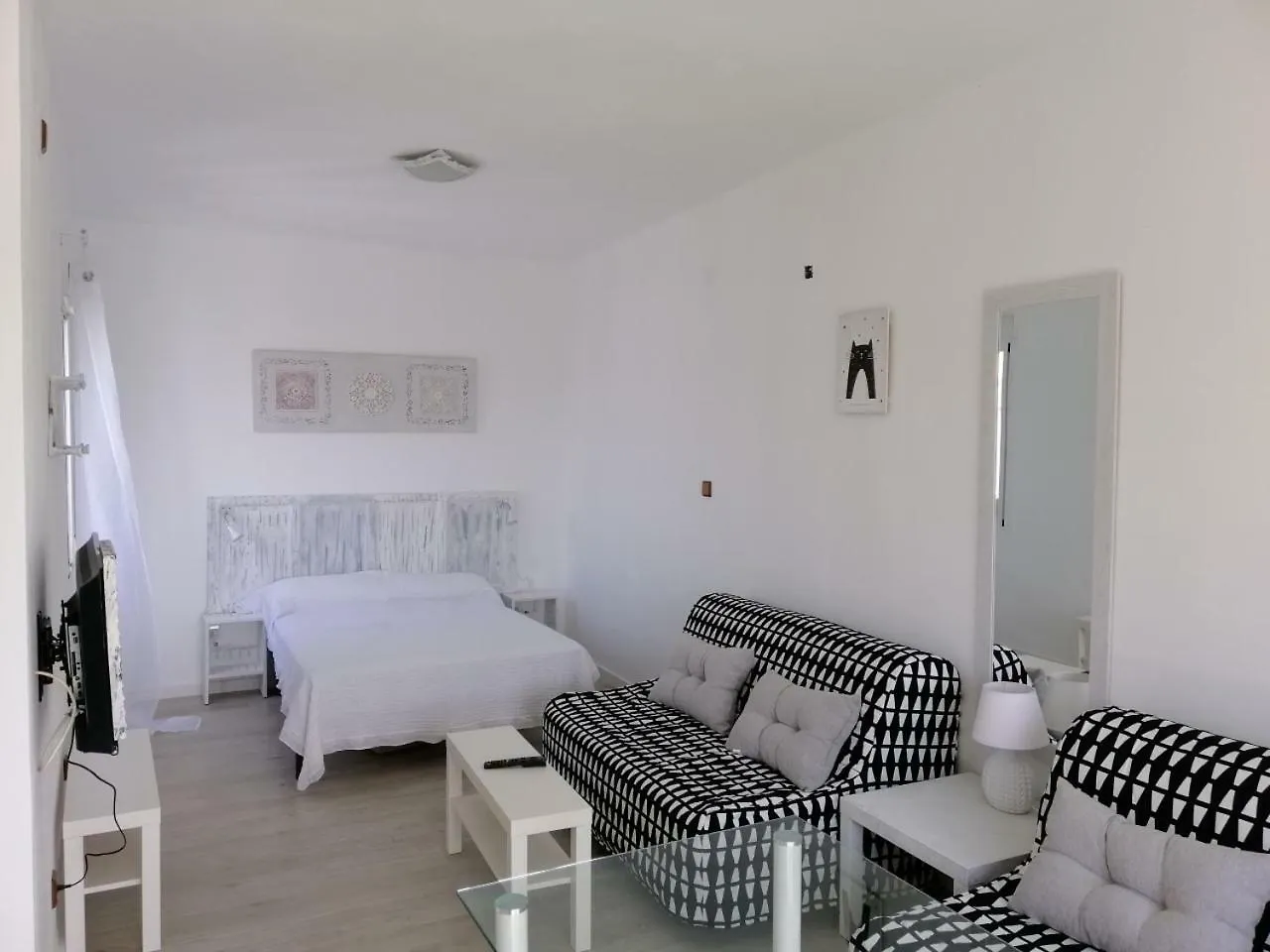My Small Penthouse With Views.Tourism & Tranquility & Sun 科爾多瓦 西班牙
